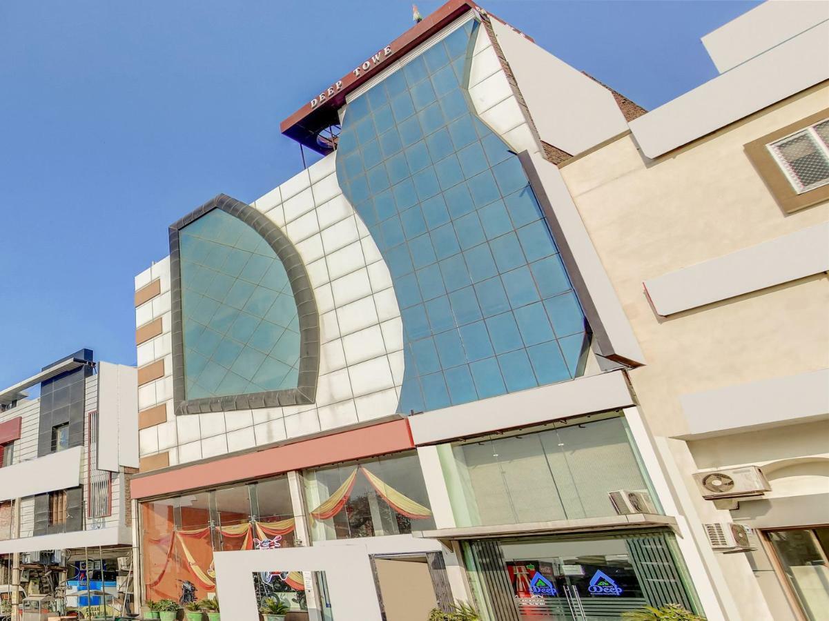 Oyo 27999 Hotel Deep Sirsa Εξωτερικό φωτογραφία