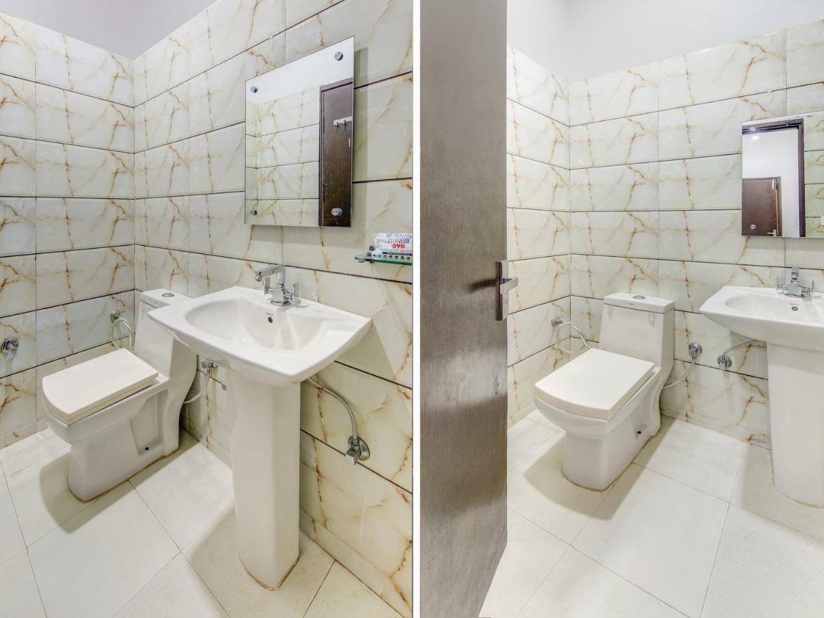 Oyo 27999 Hotel Deep Sirsa Εξωτερικό φωτογραφία