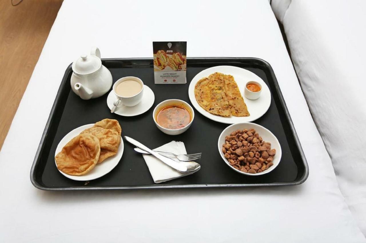 Oyo 27999 Hotel Deep Sirsa Εξωτερικό φωτογραφία