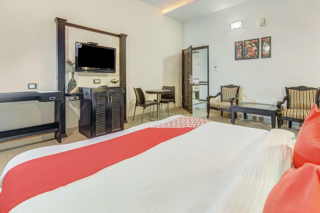 Oyo 27999 Hotel Deep Sirsa Εξωτερικό φωτογραφία